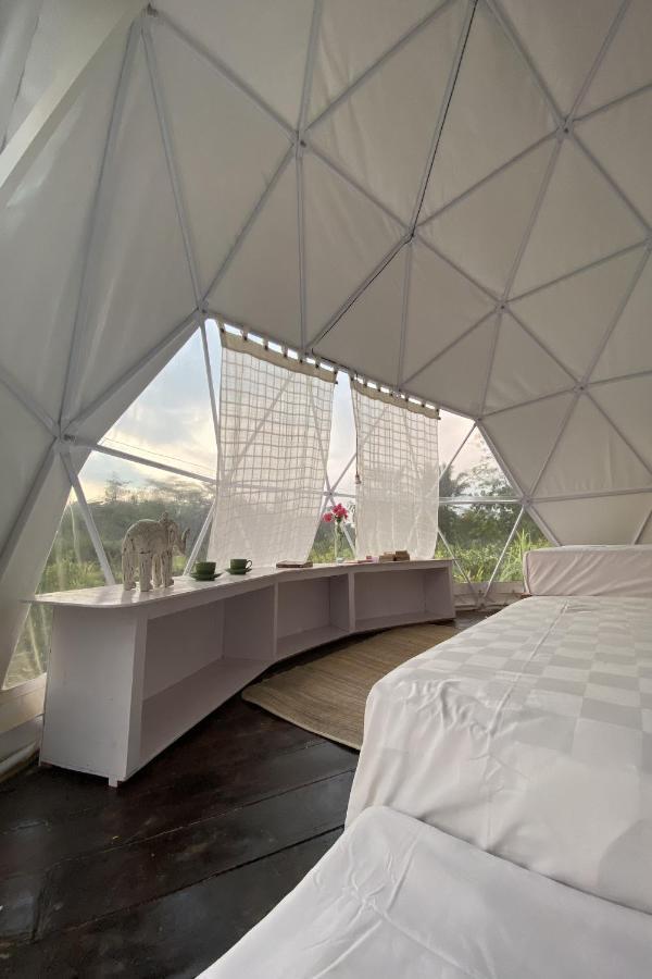 Borobudur Luxury Glamping Магеланг Экстерьер фото