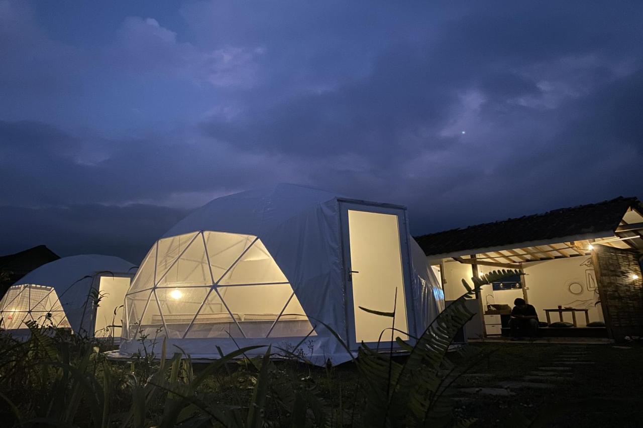 Borobudur Luxury Glamping Магеланг Экстерьер фото